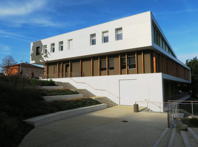 Construction du nouvel hôtel de ville de Saint Quentin Fallavier